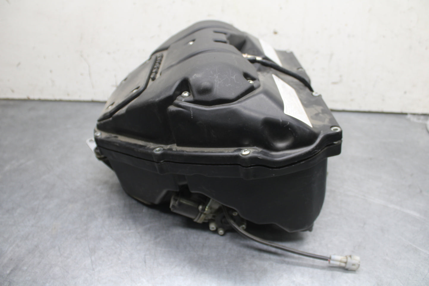 09-14 YAMAHA YZF R1 AIRBOX AIR INTAKE FILTER BOX BB696