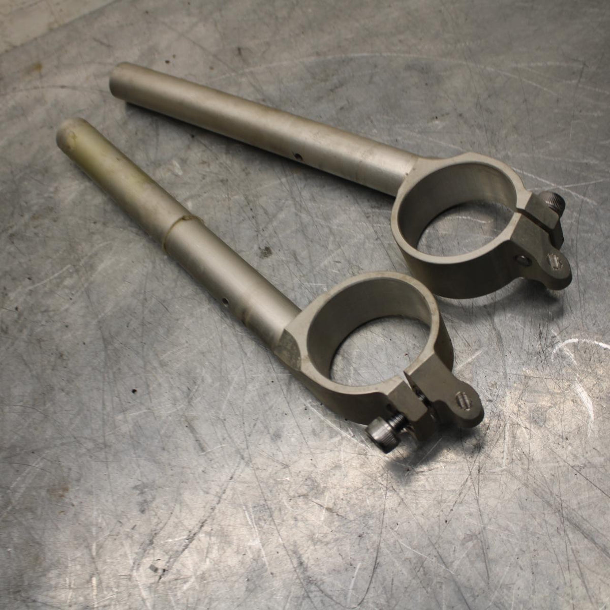 18 YAMAHA YZF R1  LEFT RIGHT CLIP ON ONS HANDLEBARS PAIR SET BB473