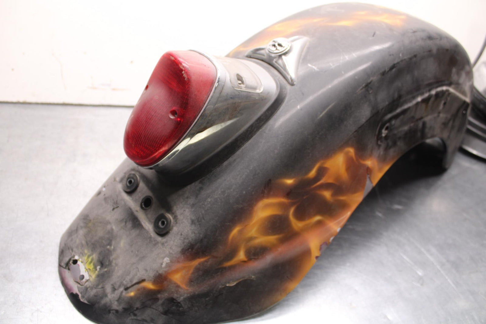 03-08 KAWASAKI VULCAN 1600 REAR BACK WHEEL FENDER MUD GUARD BB616