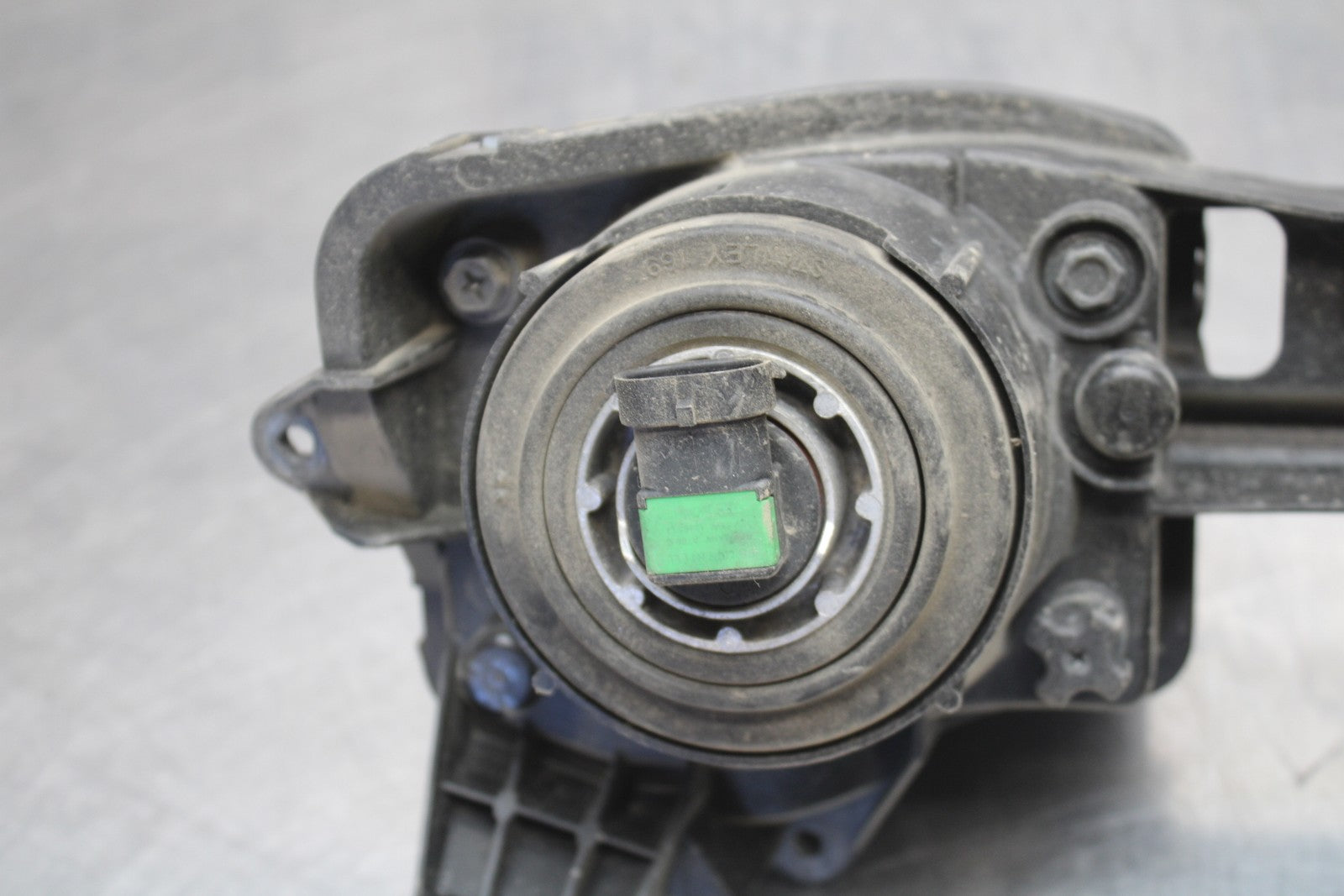 07-08 KAWASAKI NINJA ZX6R FRONT HEADLIGHT HEAD LIGHT LAMP 23007-0071 BB203