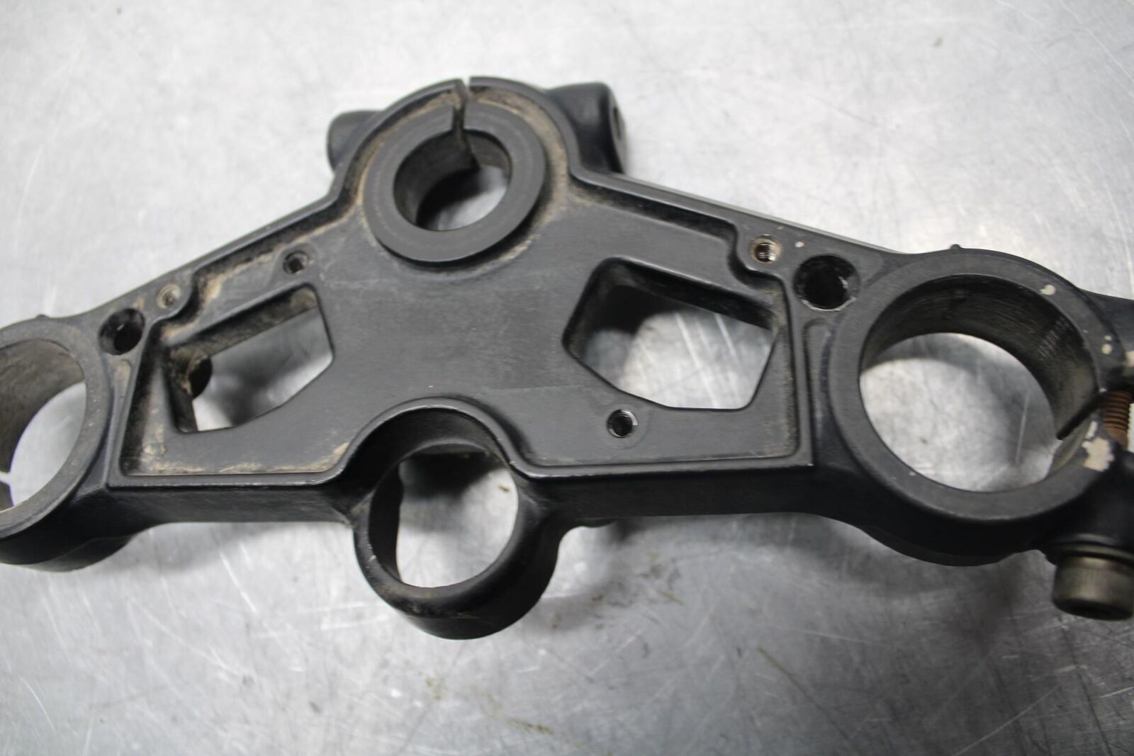 1984 Honda Interceptor 750 VF750F FORKS UPPER TRIPLE TREE CLAMP BB38