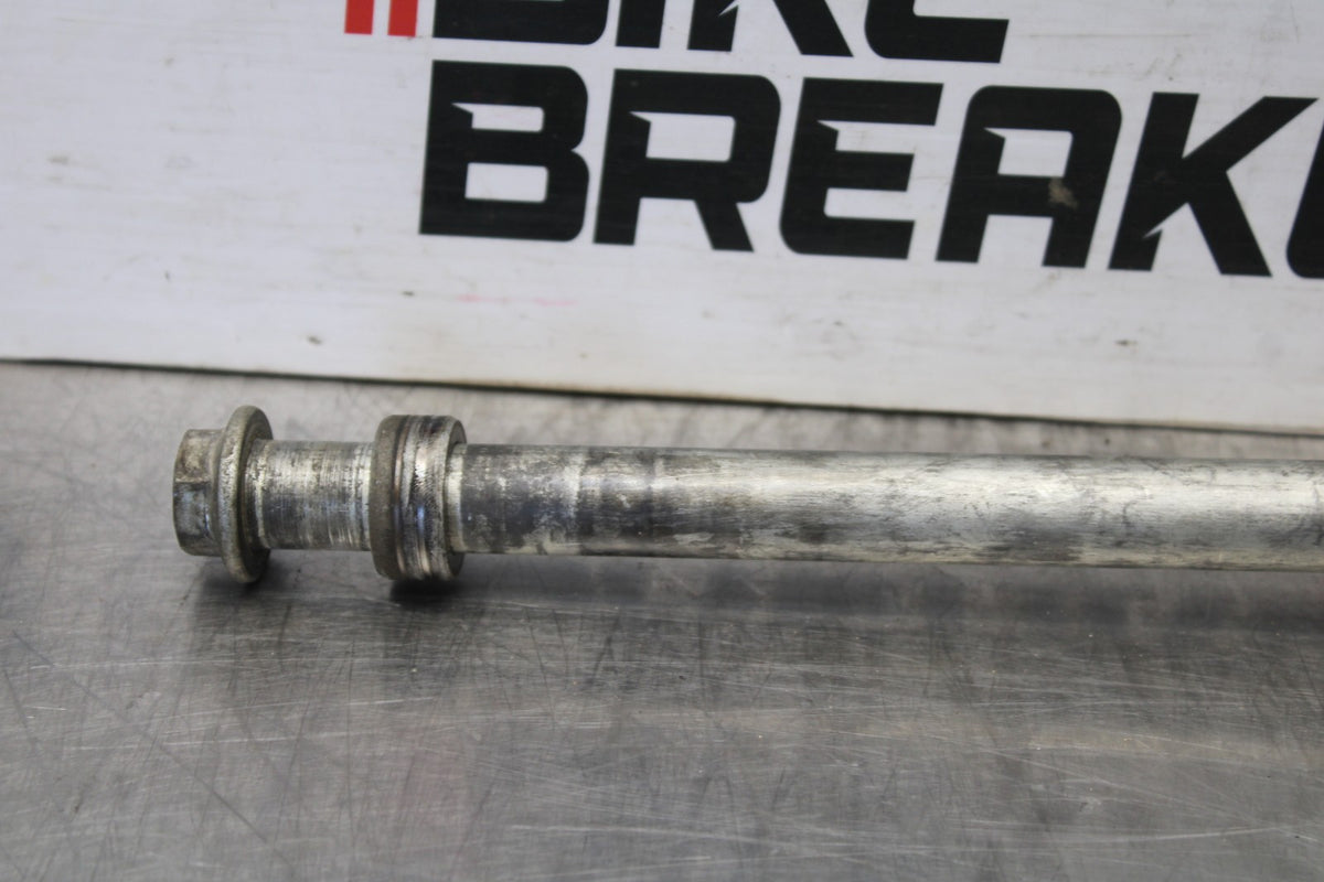 98-05 HONDA SUPER HAWK 1000 VTR1000F REAR AXLE BACK WHEEL RIM BOLT AXEL BB924