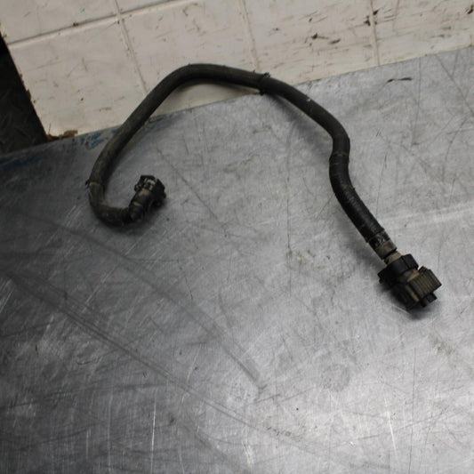 17-19 YAMAHA FZ09 FUEL HOSE GAS LINE  BB480