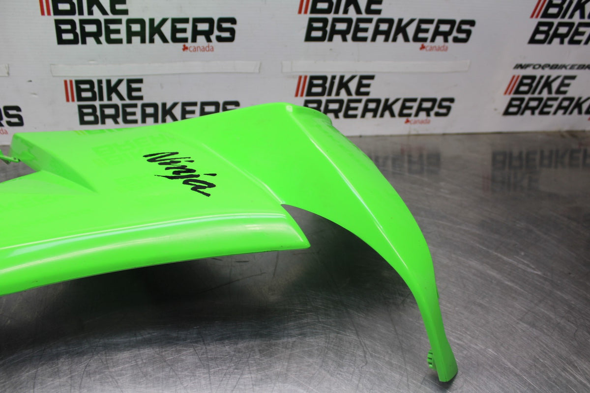 08 KAWASAKI NINJA ZX10R RIGHT MID UPPER SIDE FAIRING COWL PLASTIC BB902