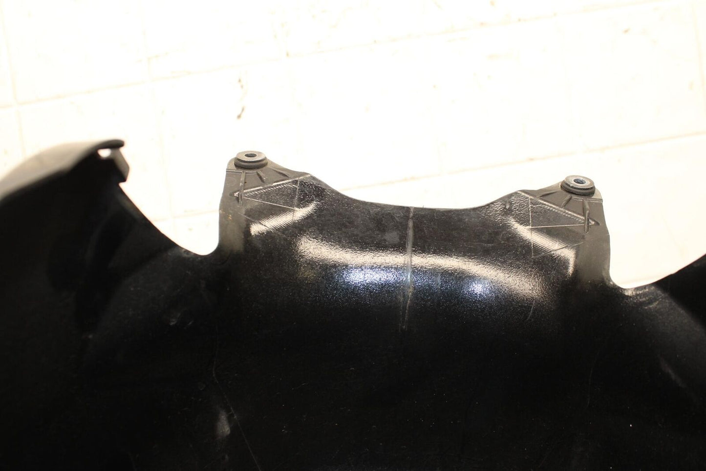 2008 Honda CBR1000RR GAS TANK FUEL CELL COVER FAIRING COWL 83150-MFL-000ZA BB579