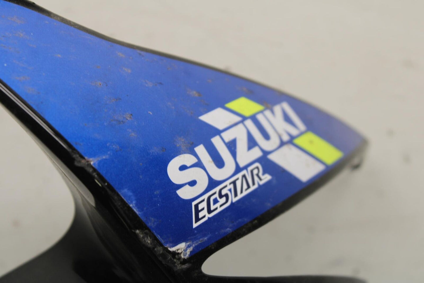 11-23 SUZUKI GSXR 750 RIGHT FRONT UPPER NOSE FAIRING COWL SHROUD BB630