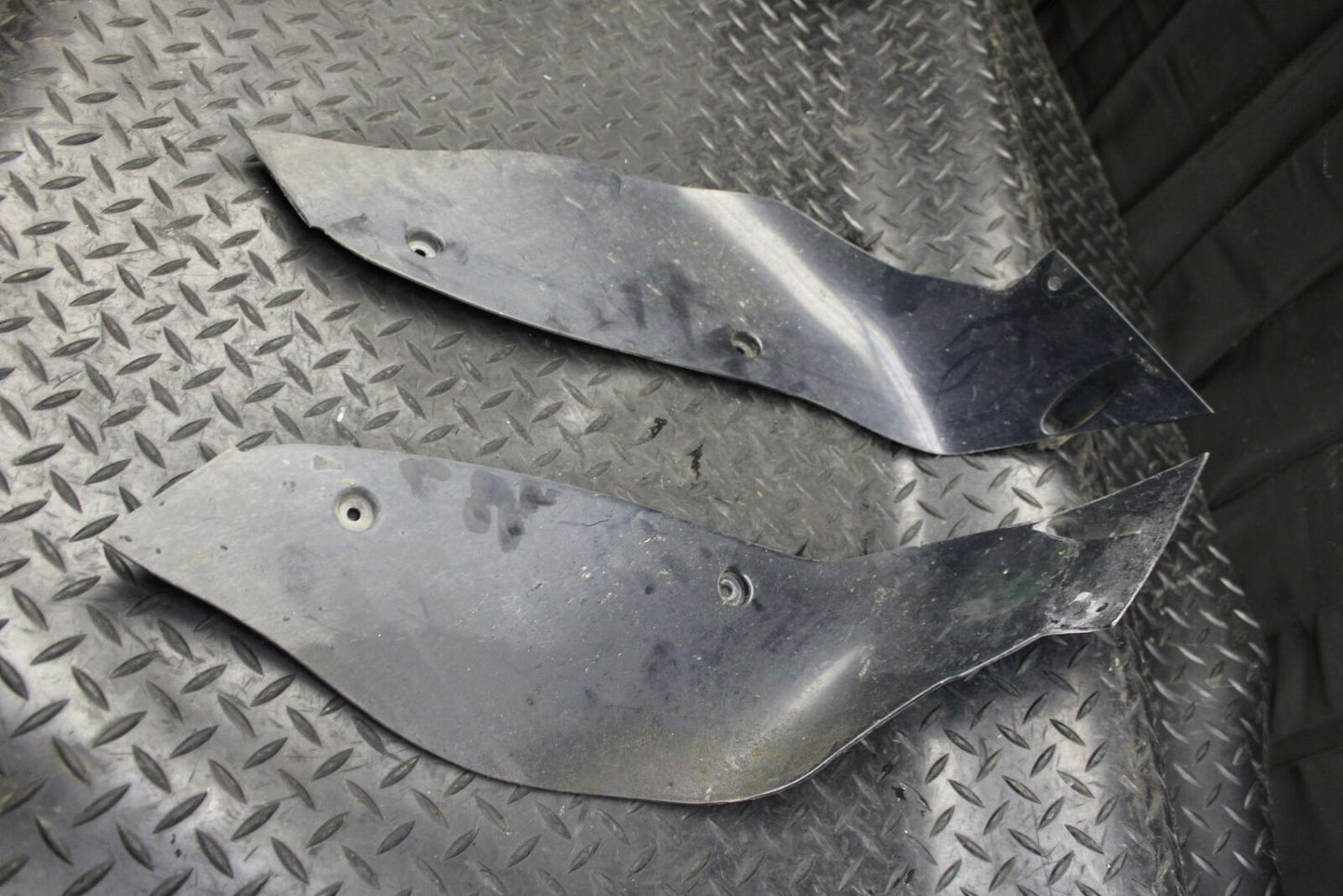 05-06 SUZUKI KATANA 750 GSX750F  INNER FAIRINGS COWLS PANELS TRIMS bb166