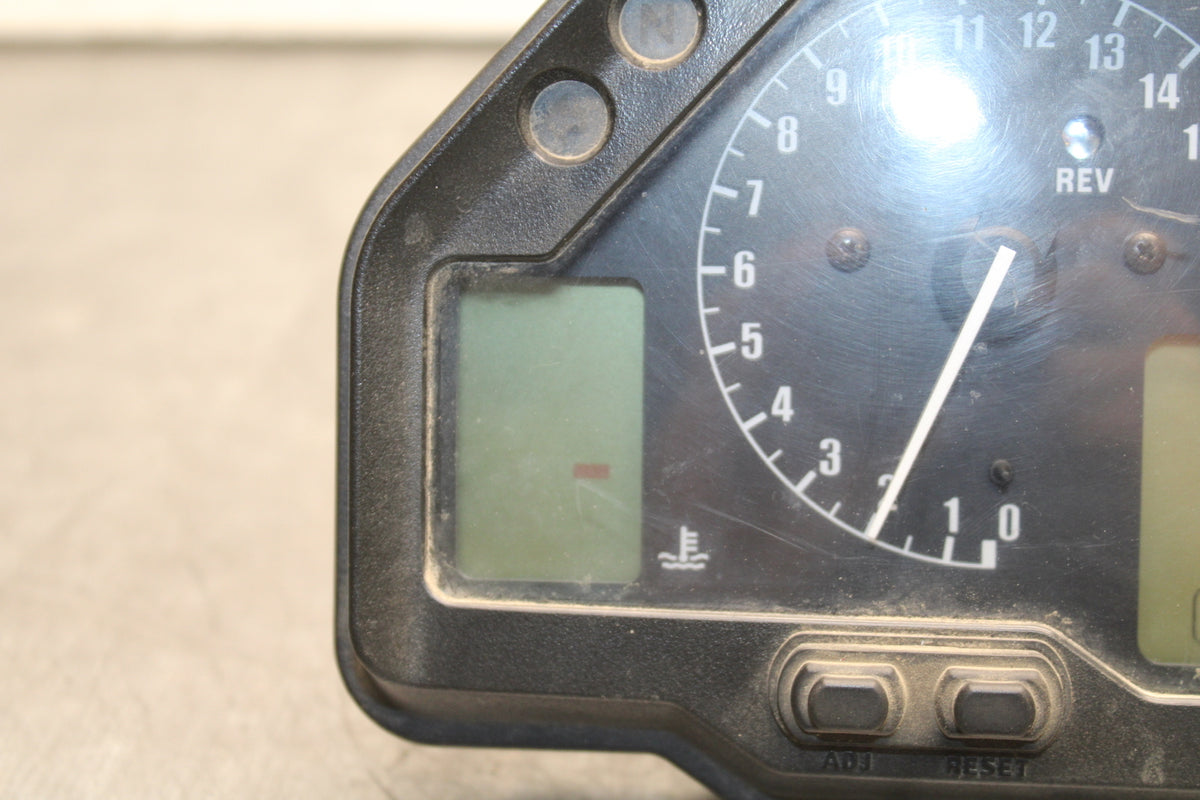 03-04 HONDA CBR600RR SPEEDO TACH GAUGES DISPLAY CLUSTER SPEEDOMETER BB614