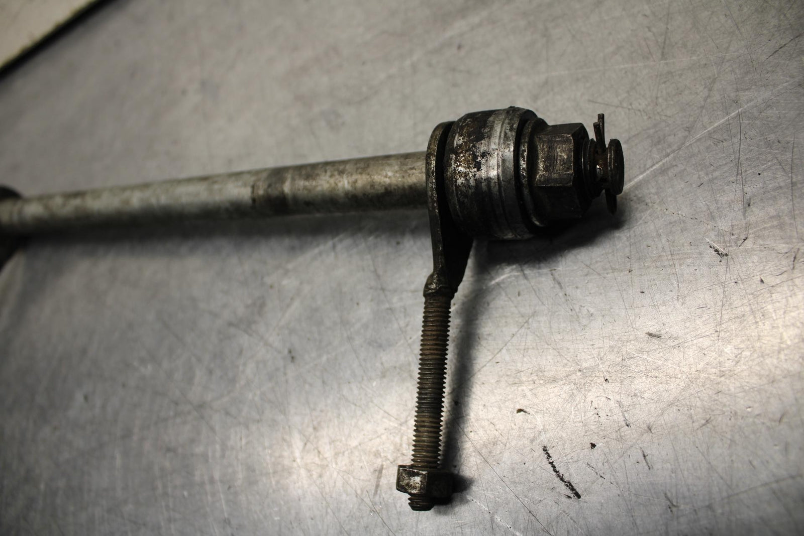 1996 Kawasaki Vulcan 800 VN800B Classic REAR AXLE WHEEL RIM PIVOT BOLT AXEL BB93