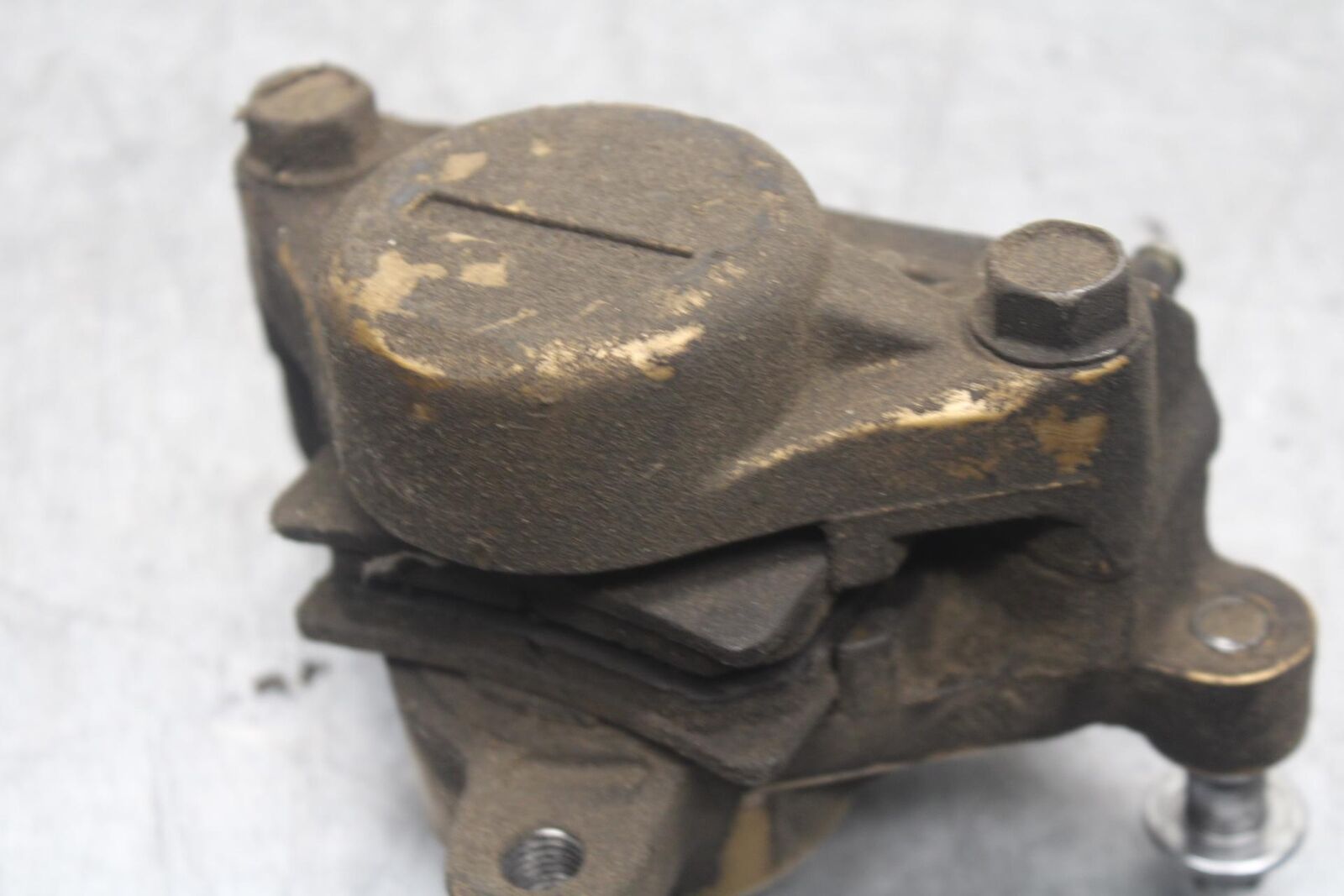 1988 Yamaha FZ600 RIGHT LEFT FRONT BRAKE CALIPER SET PAIR  BB601