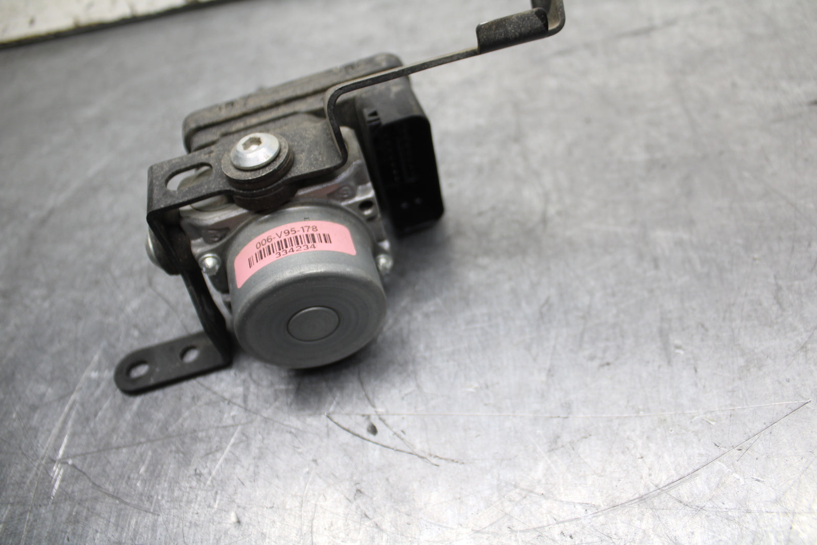 24 KAWASAKI NINJA 500 ABS ABS PUMP UNIT MODULE BB744