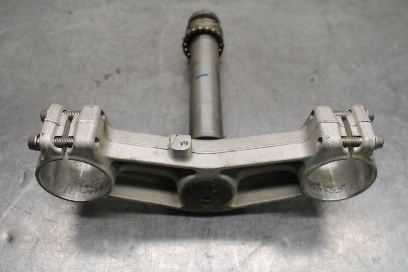 13-18 KAWASAKI NINJA ZX6R FRONT FORKS CLAMP LOWER TRIPLE TREE STEM BB130