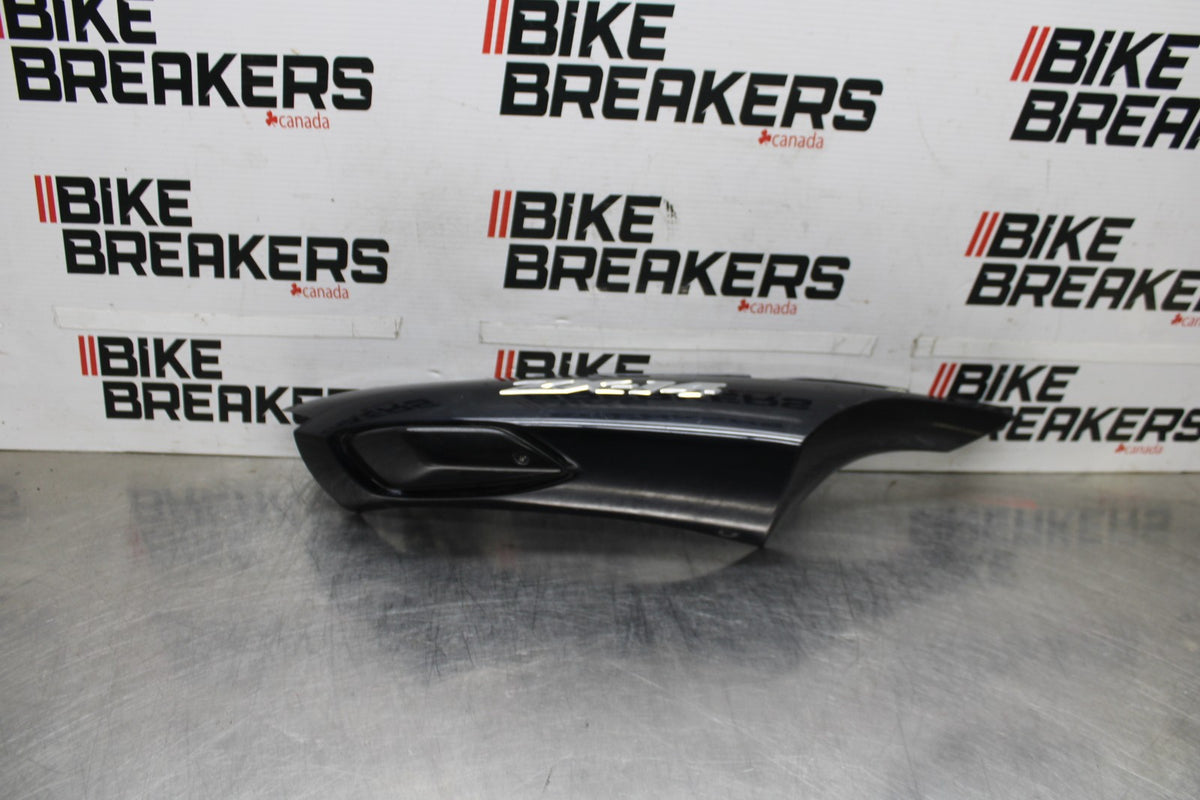08 KAWASAKI NINJA ZX10R RIGHT REAR BACK TAIL FAIRING COWL SHROUD BB932
