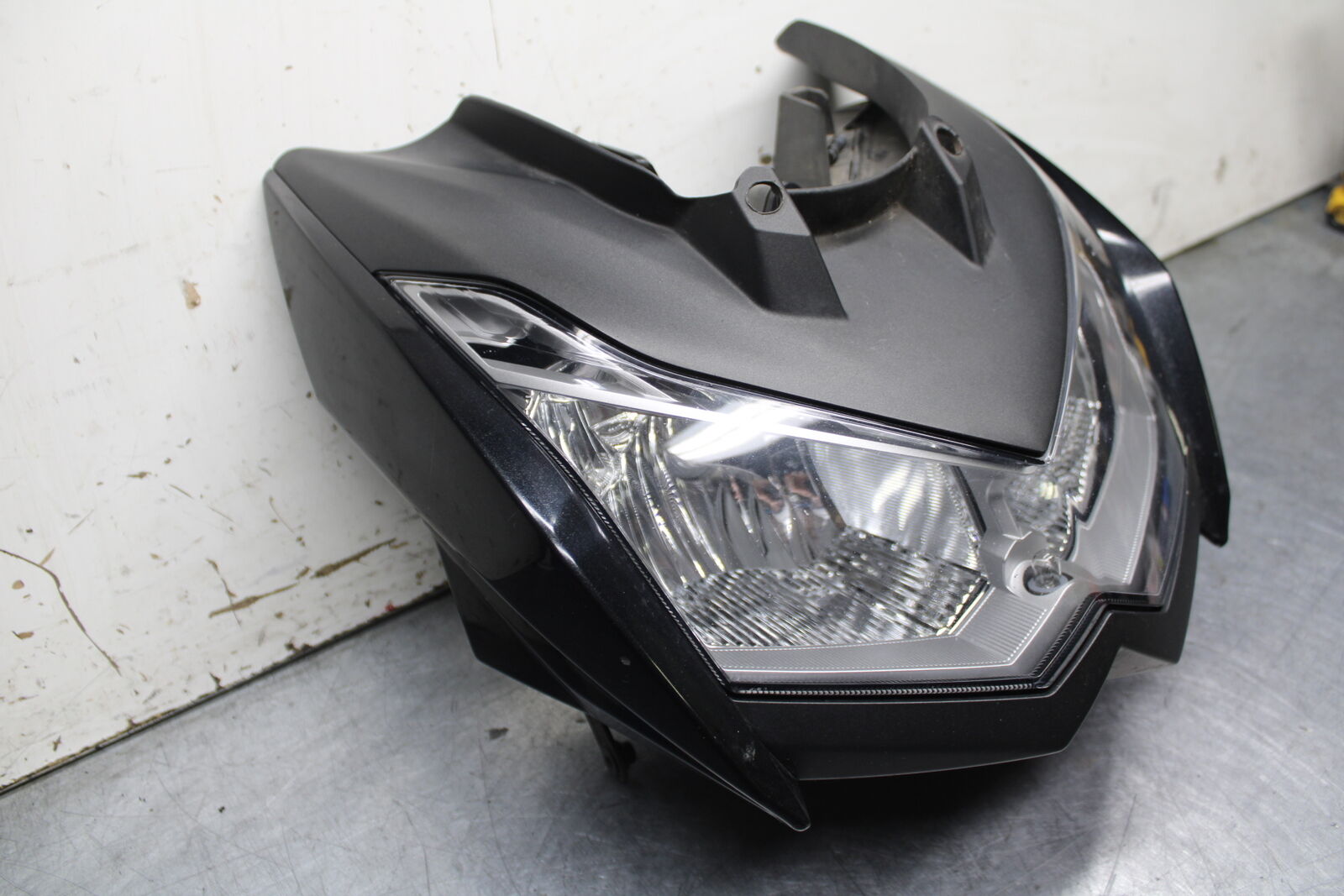 12-13 KAWASAKI Z1000 FRONT HEADLIGHT HEAD LIGHT LAMP BB743