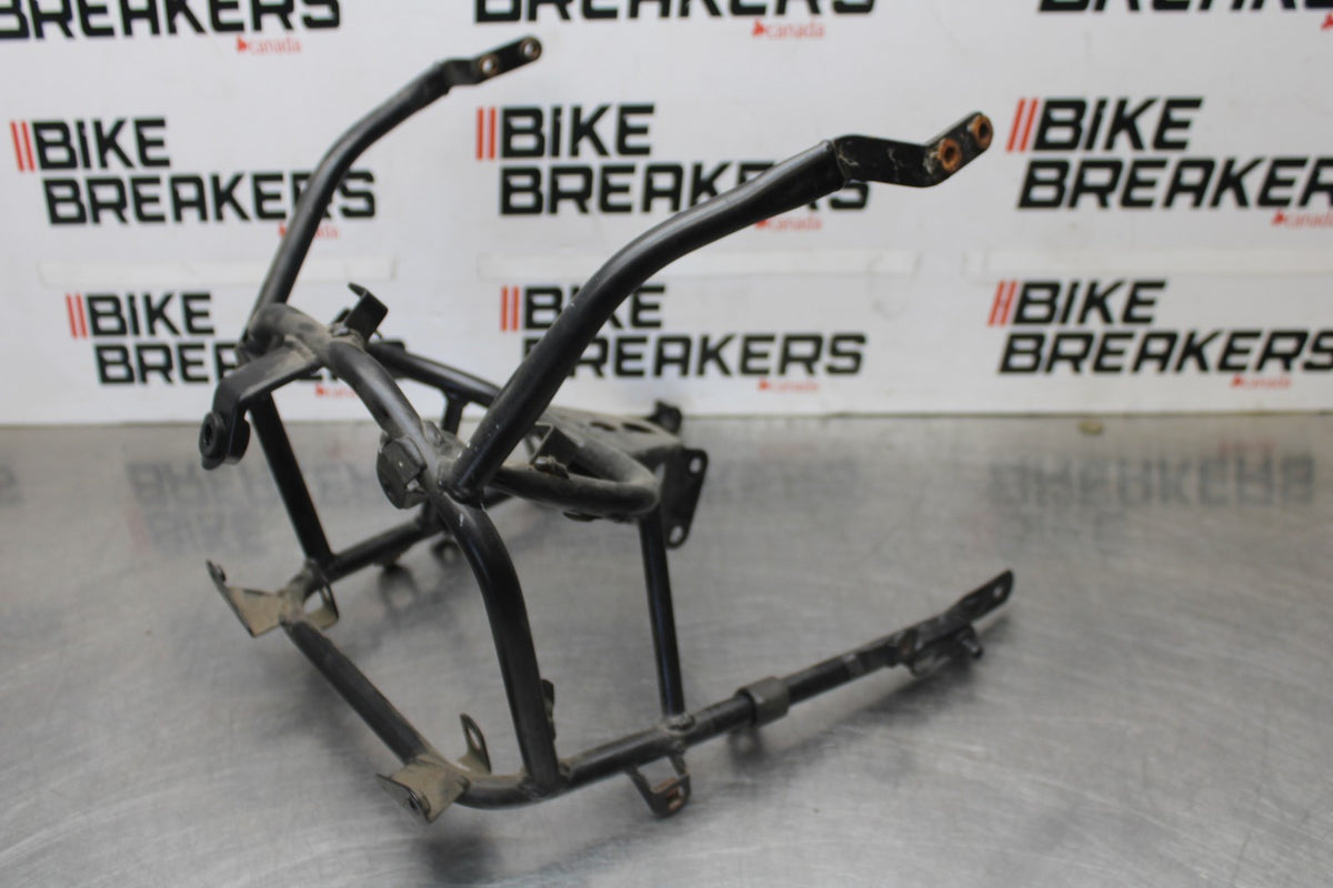 05 DUCATI SUPERSPORT 800 UPPER FAIRING MIRROR GAUGES STAY BRACKET BB913