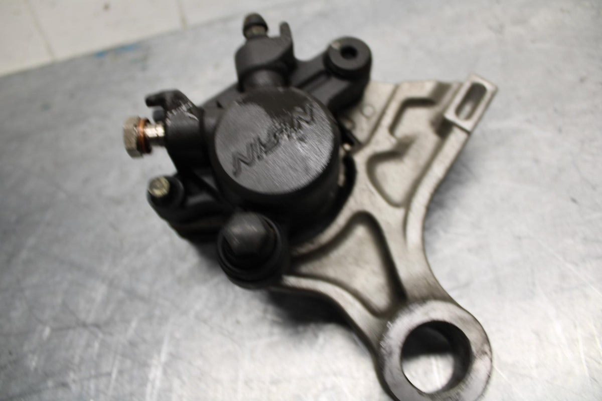 05-06 HONDA CBR600RR REAR BACK BRAKE CALIPER W MOUNT BRACKET BB444