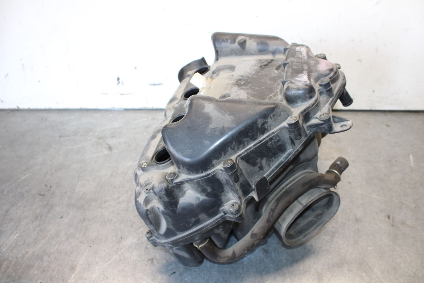 03-04 HONDA CBR600RR AIRBOX AIR INTAKE FILTER 17221-MEE-D00 17232-MEE-000 BB661