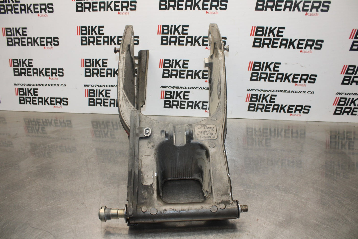 12-14 BMW S1000RR REAR SWINGARM BACK SUSPENSION SWING ARM BB204