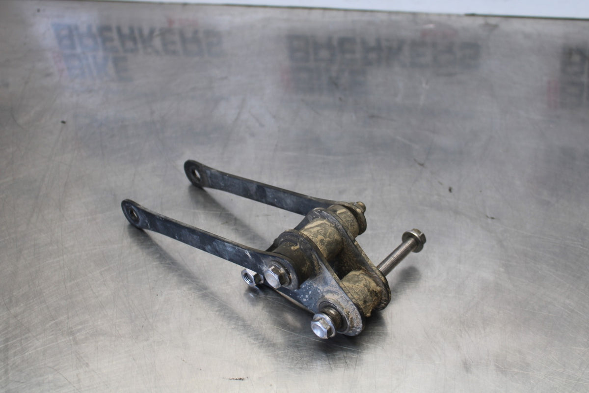 20 TRIUMPH STREET TRIPLE 765 REAR DOGBONE SHOCK LINKAGE LINK BB864