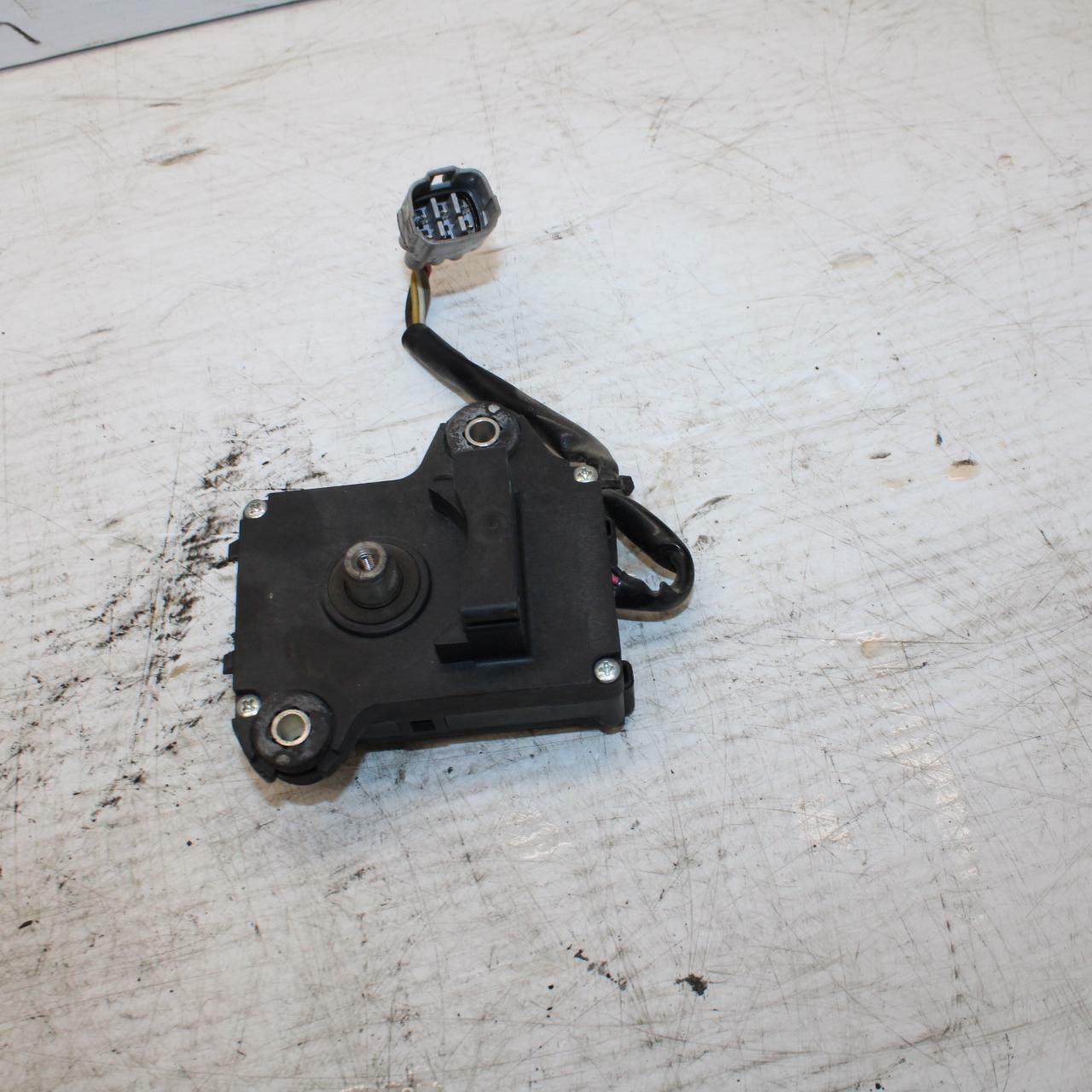 11-17 SUZUKI GSXR750 EXHAUST VALVE SERVO MOTOR 33970-47H01 BB306