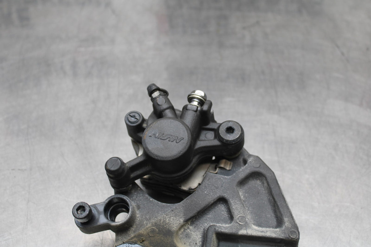 19-23 KAWASAKI NINJA ZX6R REAR BACK BRAKE CALIPER W MOUNT BRACKET BB188