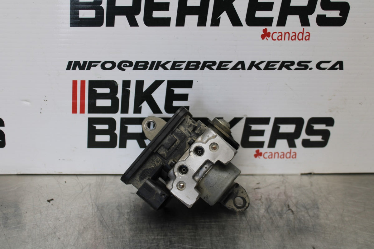 13-17 KAWASAKI NINJA 300 EX300 ABS ABS PUMP UNIT MODULE BB189