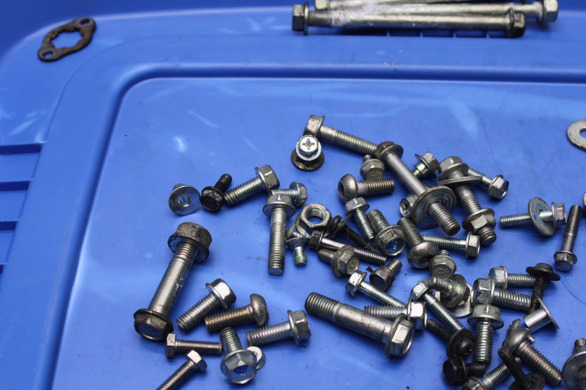 08 HONDA CBR125R BOLTS HARDWARE MOTOR SCREWS BB839