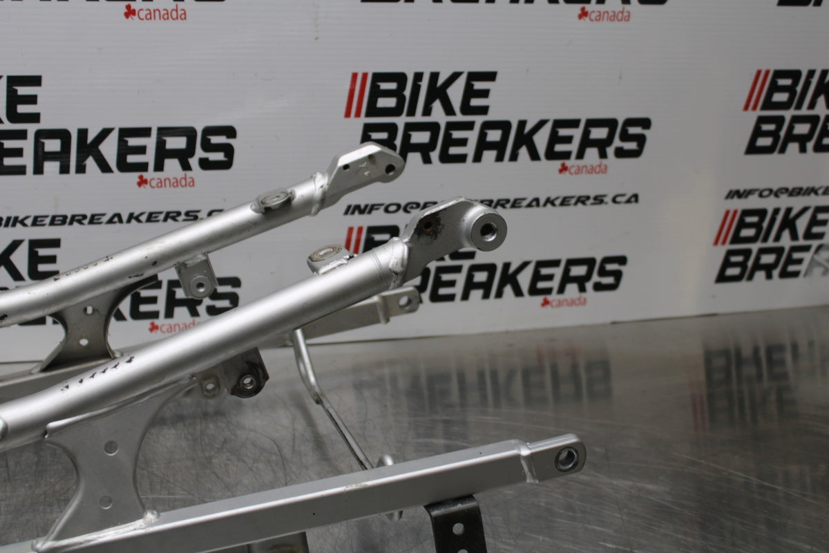 03 SUZUKI SV650S REAR SUBFRAME BACK SUB FRAME BB167