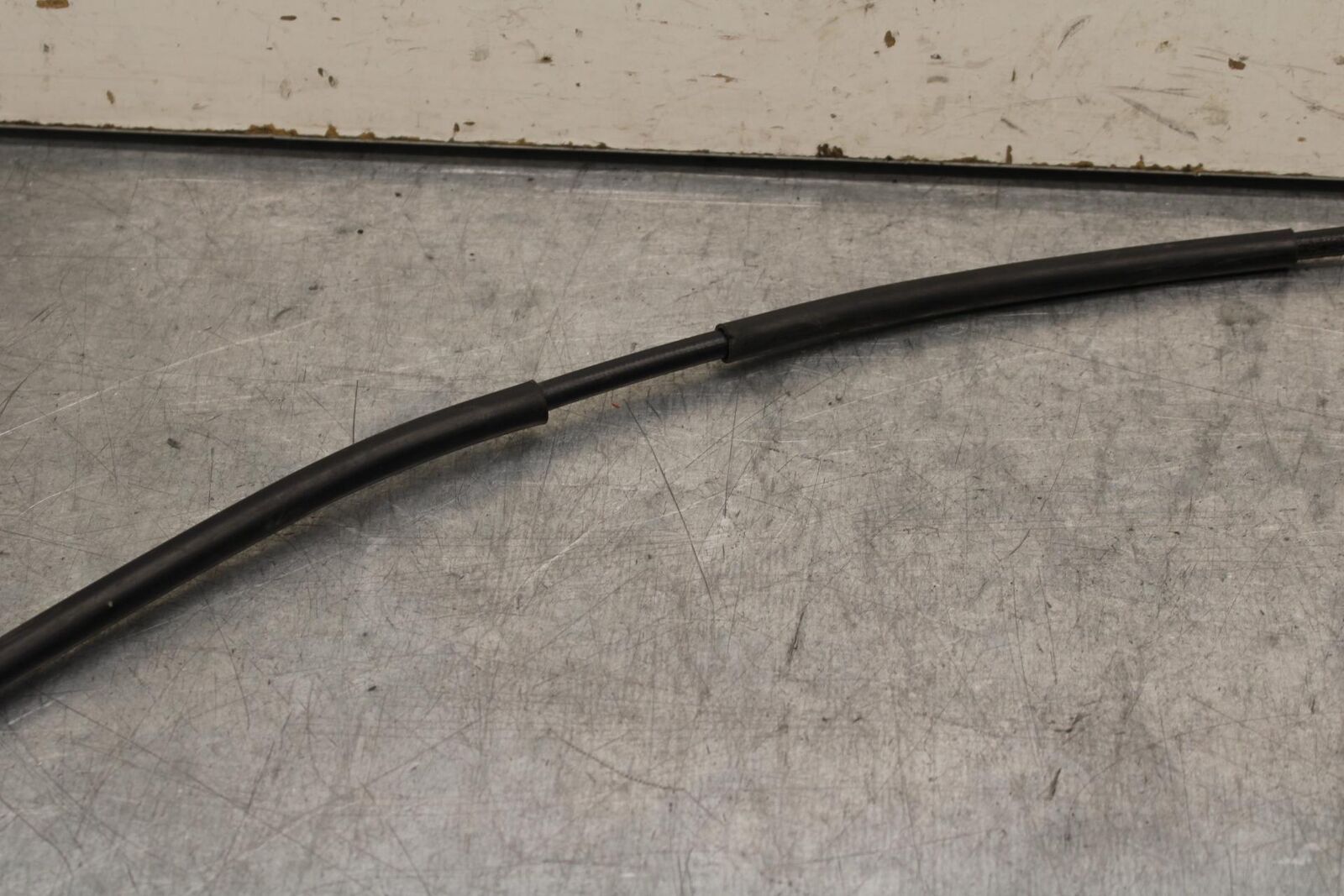 04-09 SUZUKI GS 500 FH GS500F CLUTCH CABLE LINE BB97