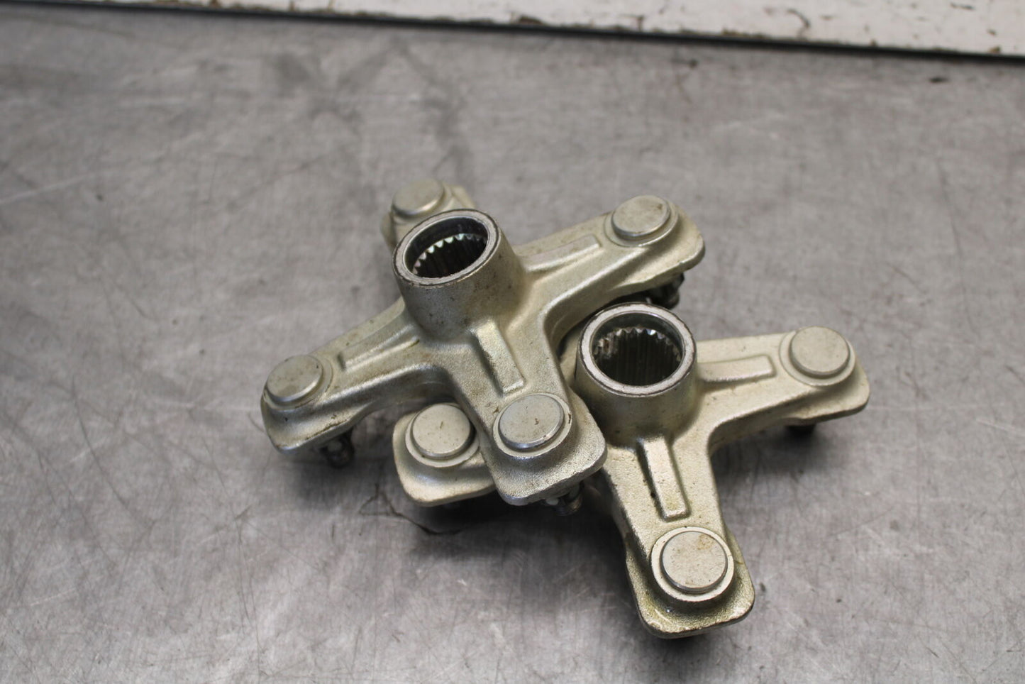 09-24 YAMAHA RAPTOR 700R REAR BACK WHEEL RIGHT LEFT HUBS HUB SET BB654