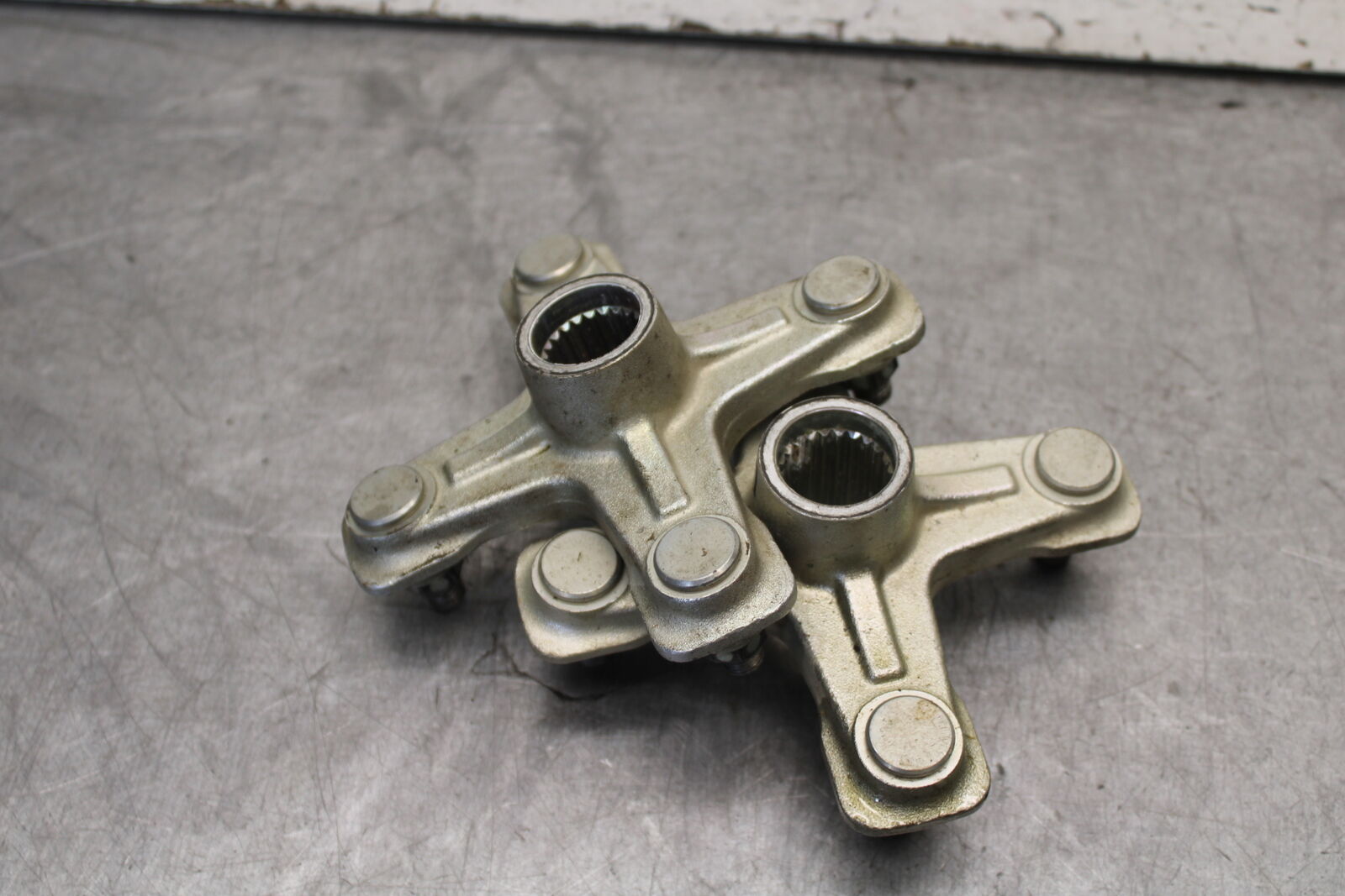 09-24 YAMAHA RAPTOR 700R REAR BACK WHEEL RIGHT LEFT HUBS HUB SET BB654