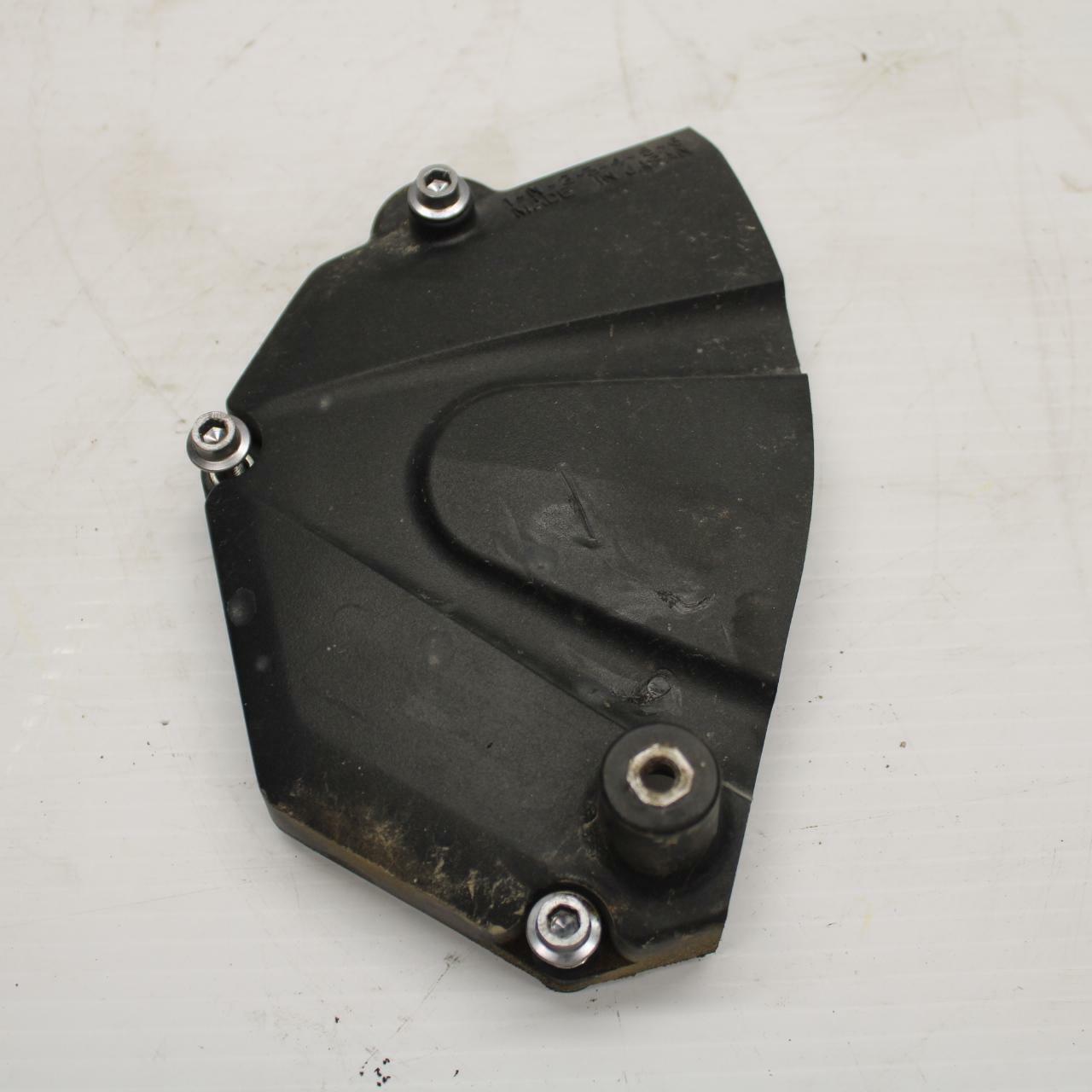 17-20 YAMAHA YZF R6 ENGINE SPROCKET COVER BB257