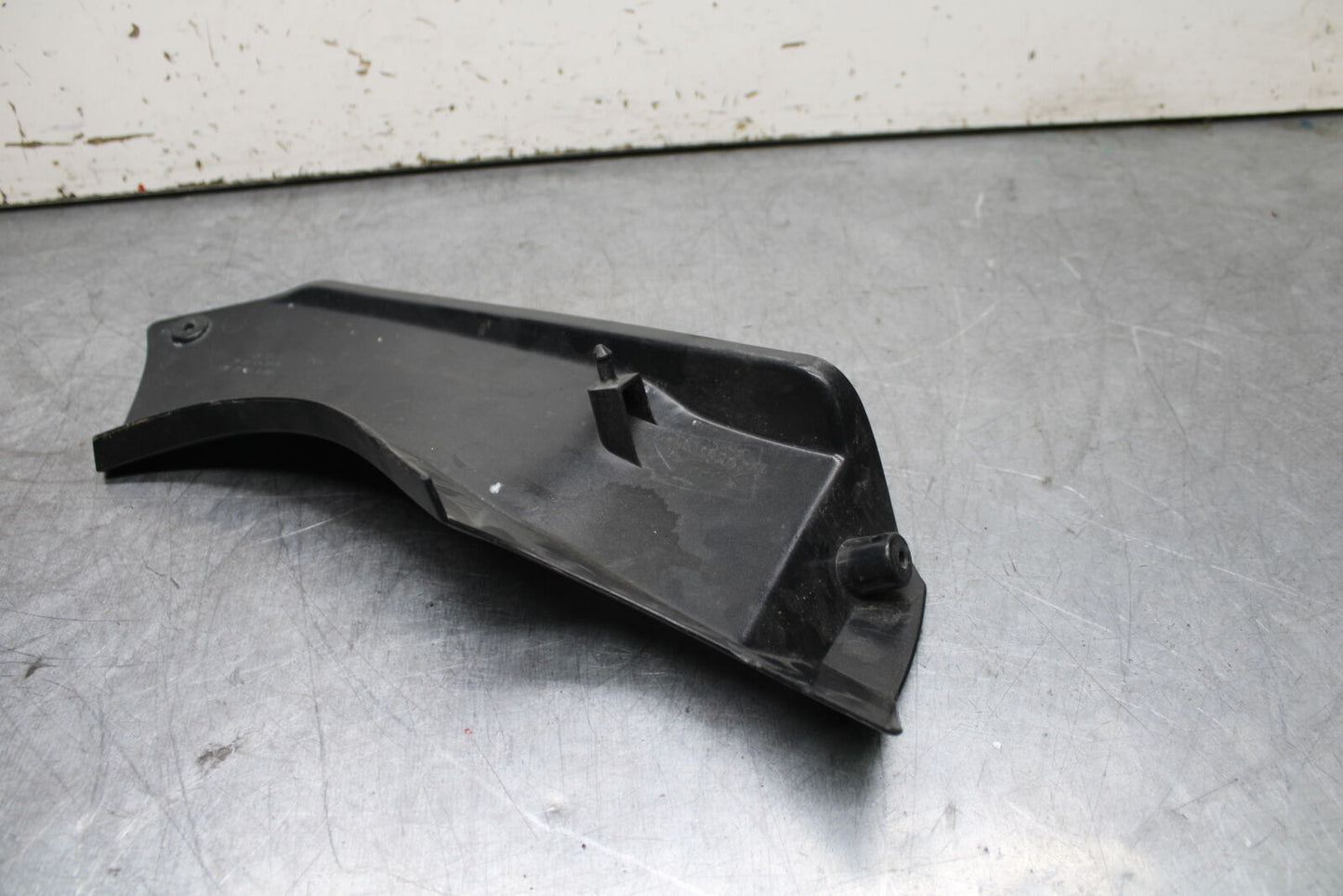 12-17 KAWASAKI ER-6N Z650 RIGHT DUCT COVER BB709