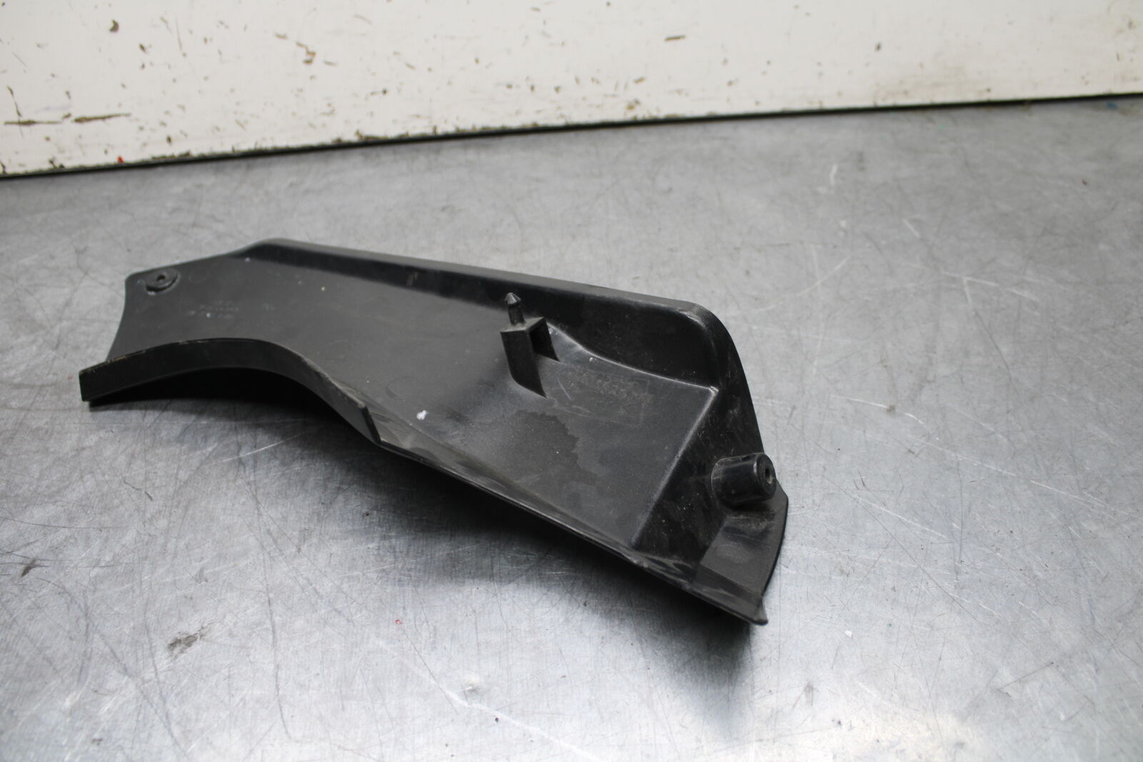 12-17 KAWASAKI ER-6N Z650 RIGHT DUCT COVER BB709