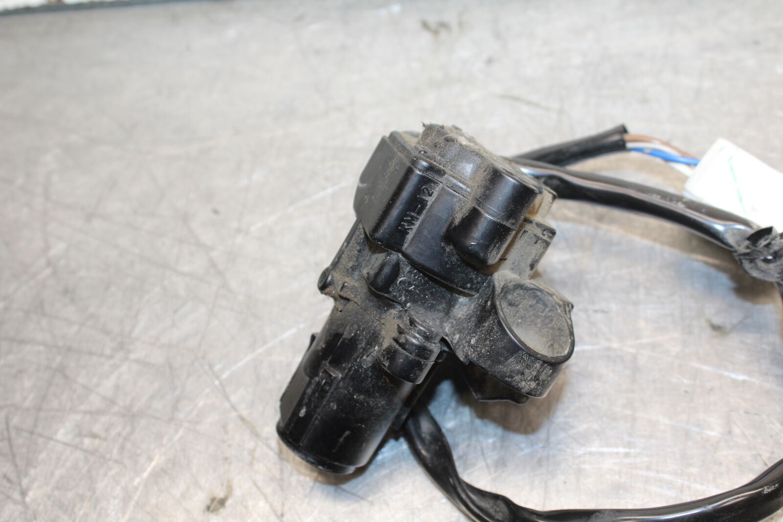 16-17 KAWASAKI VULCAN S 650 IGNITION LOCK KEY SET W/ GAS CAP AND SEAT LOCK BB731