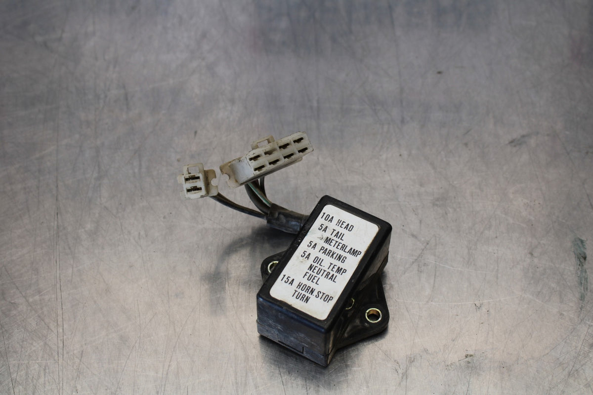 76-77 HONDA GOLDWING 1000 FUSE BOX  BB171