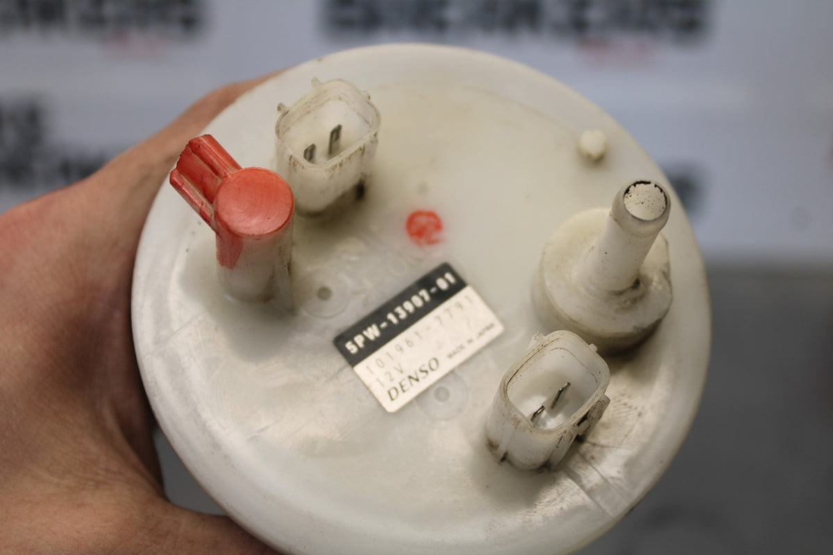 05 YAMAHA YZF R6 PARTS FUEL PUMP GAS PETROL SENDER UNIT BB894