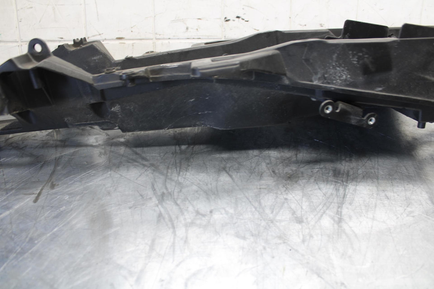 04-06 YAMAHA YZF R1 REAR SUBFRAME BACK SUB FRAME 5VY-21190-00-00 BB491