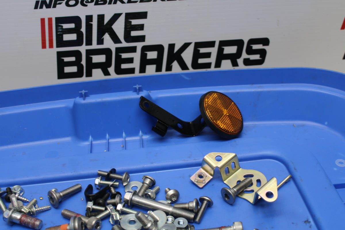 23-24 KAWASAKI NINJA ZX14R MOUNTING BOLTS HARDWARE SCREWS BB153