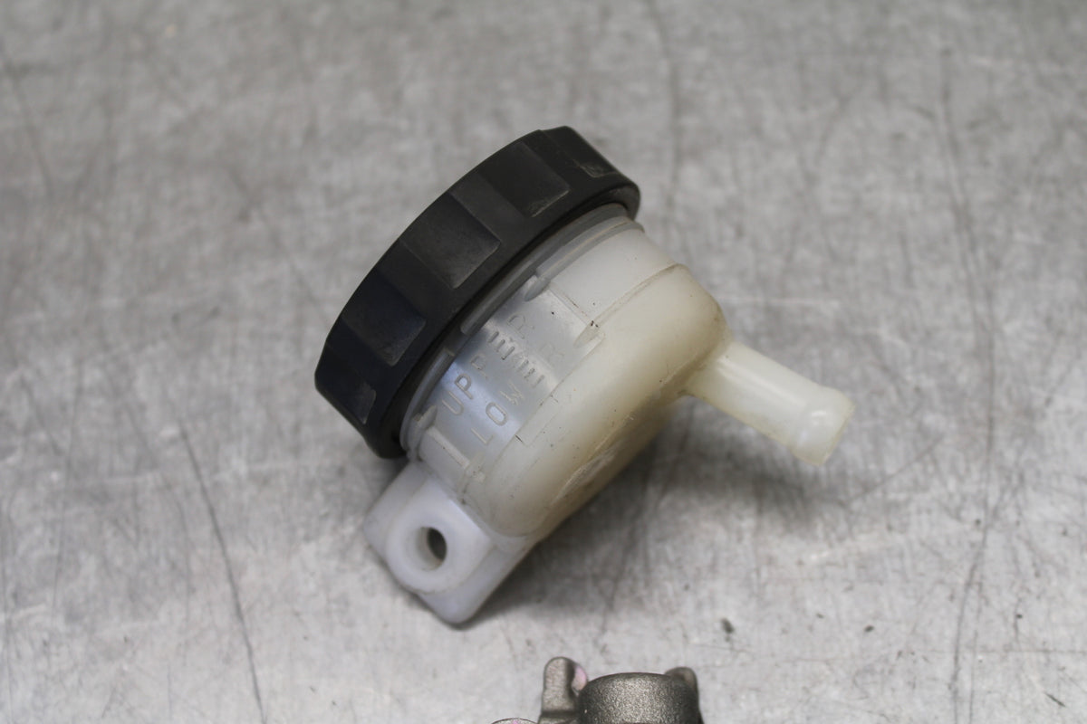 12-17 KAWASAKI ER-6N Z650 REAR BACK BRAKE MASTER CYLINDER W RESERVOIR BB709