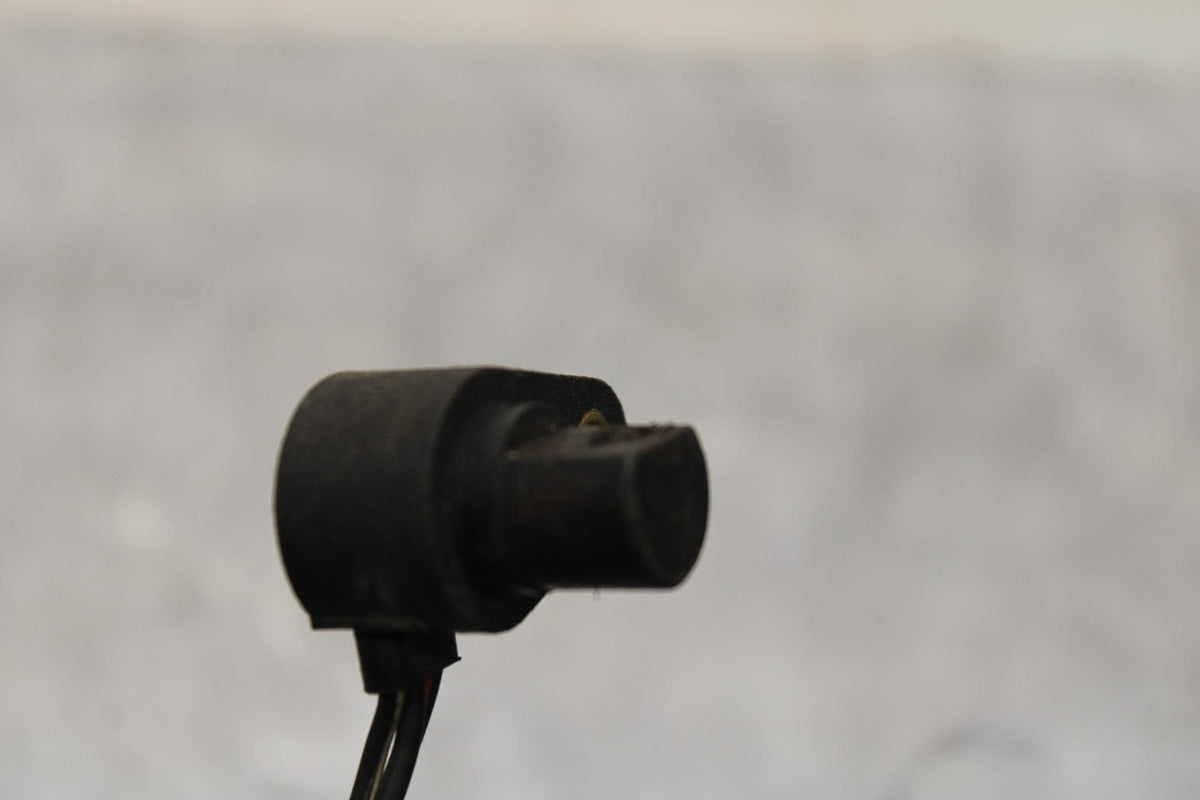 1999 Suzuki GSXR600 SPEED SPEEDOMETER SENSOR 34990-35F00 BB580