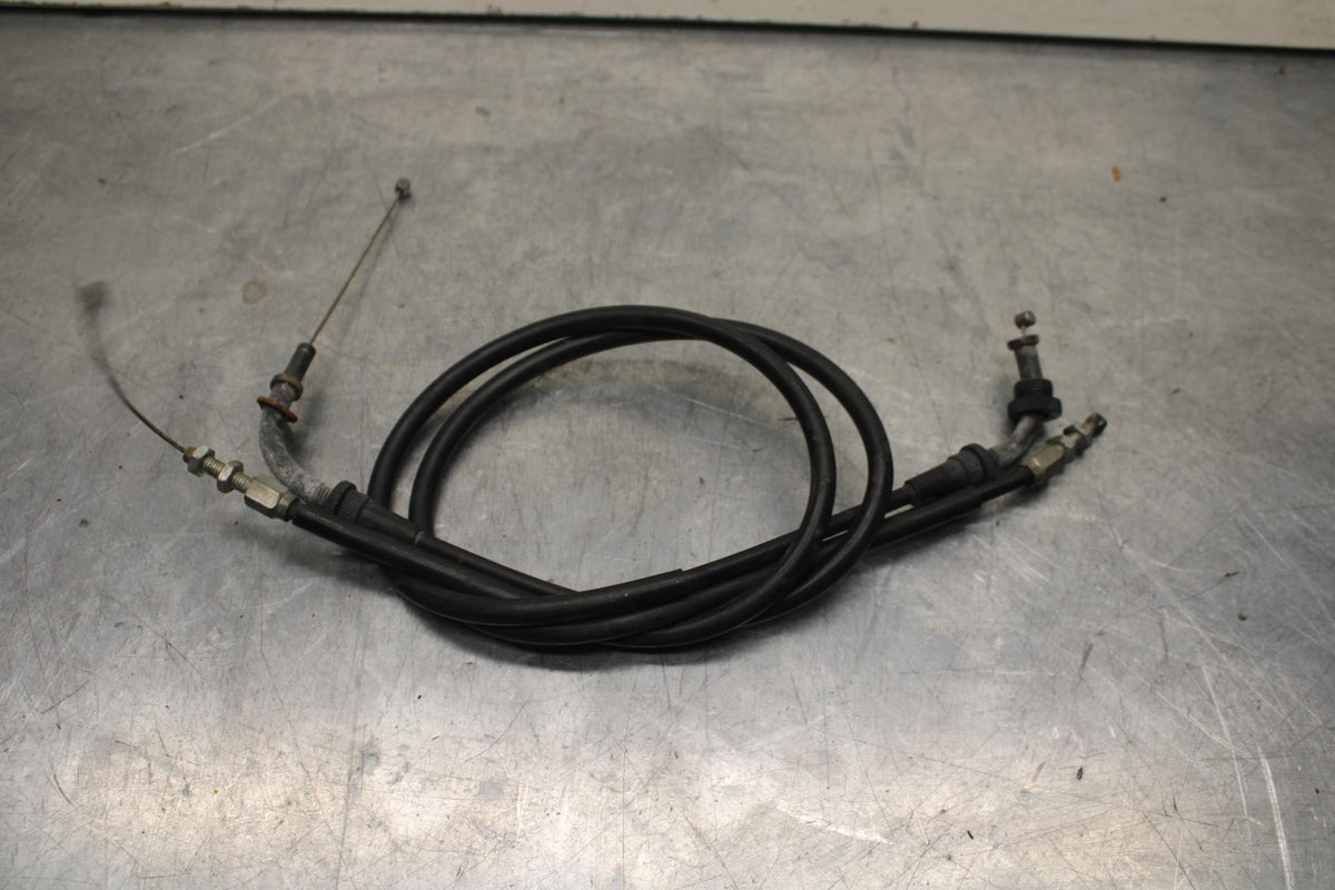 1999 Suzuki GSXR600 THROTTLE CABLES LINES 58300-33E00 58300-33E10 BB608