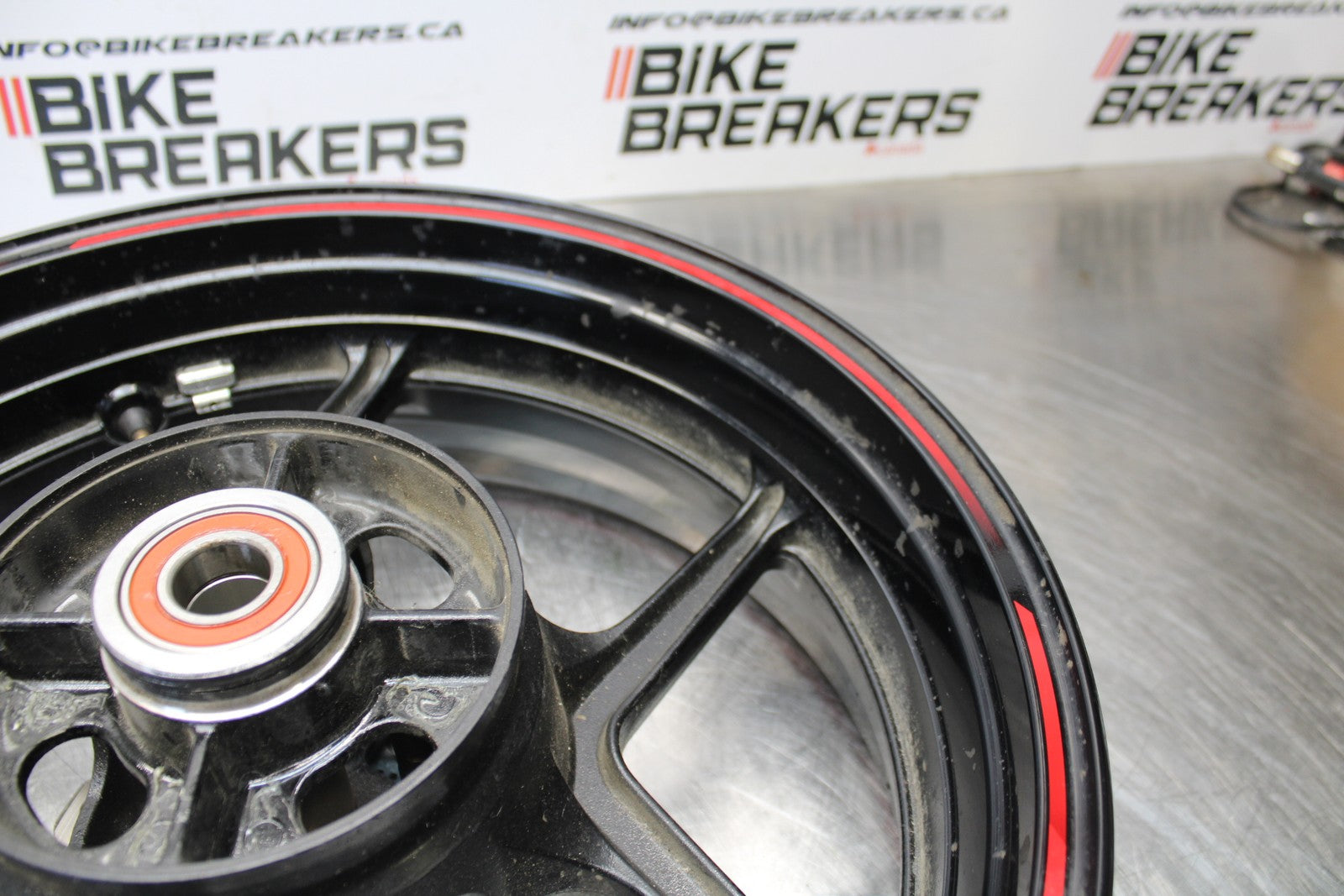 21-23 KAWASAKI NINJA ZX6R REAR WHEEL BACK RIM & ROTOR BB179