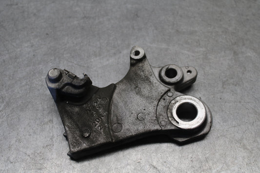 18-24 YAMAHA MT-07 REAR BRAKE CALIPER HANGER BACK MOUNTING BRACKET BB662