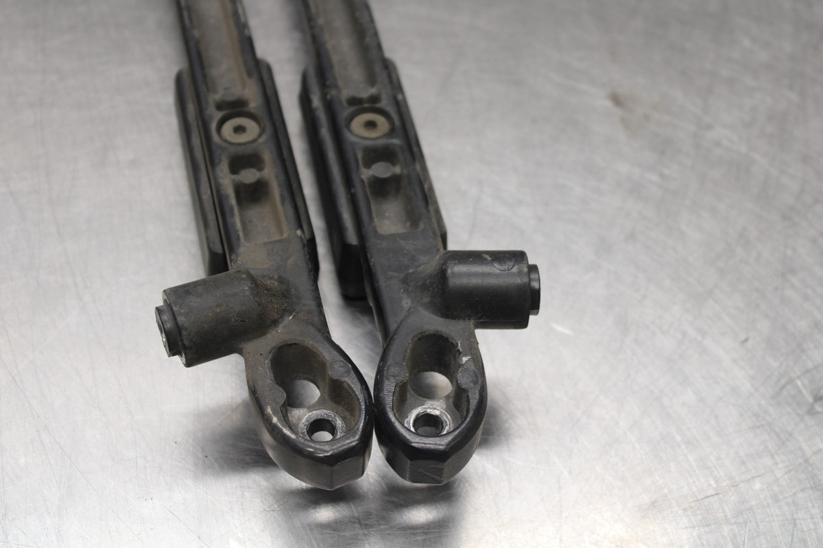 84 HONDA INTERCEPTOR 1000 VF1000F REAR BACK SUBFRAME SUB FRAME MOUNTING BB878