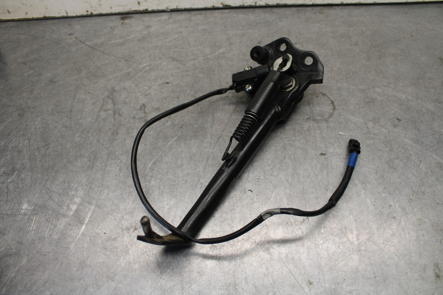 22-24 YAMAHA XSR900 KICKSTAND SIDE KICK STAND BB683