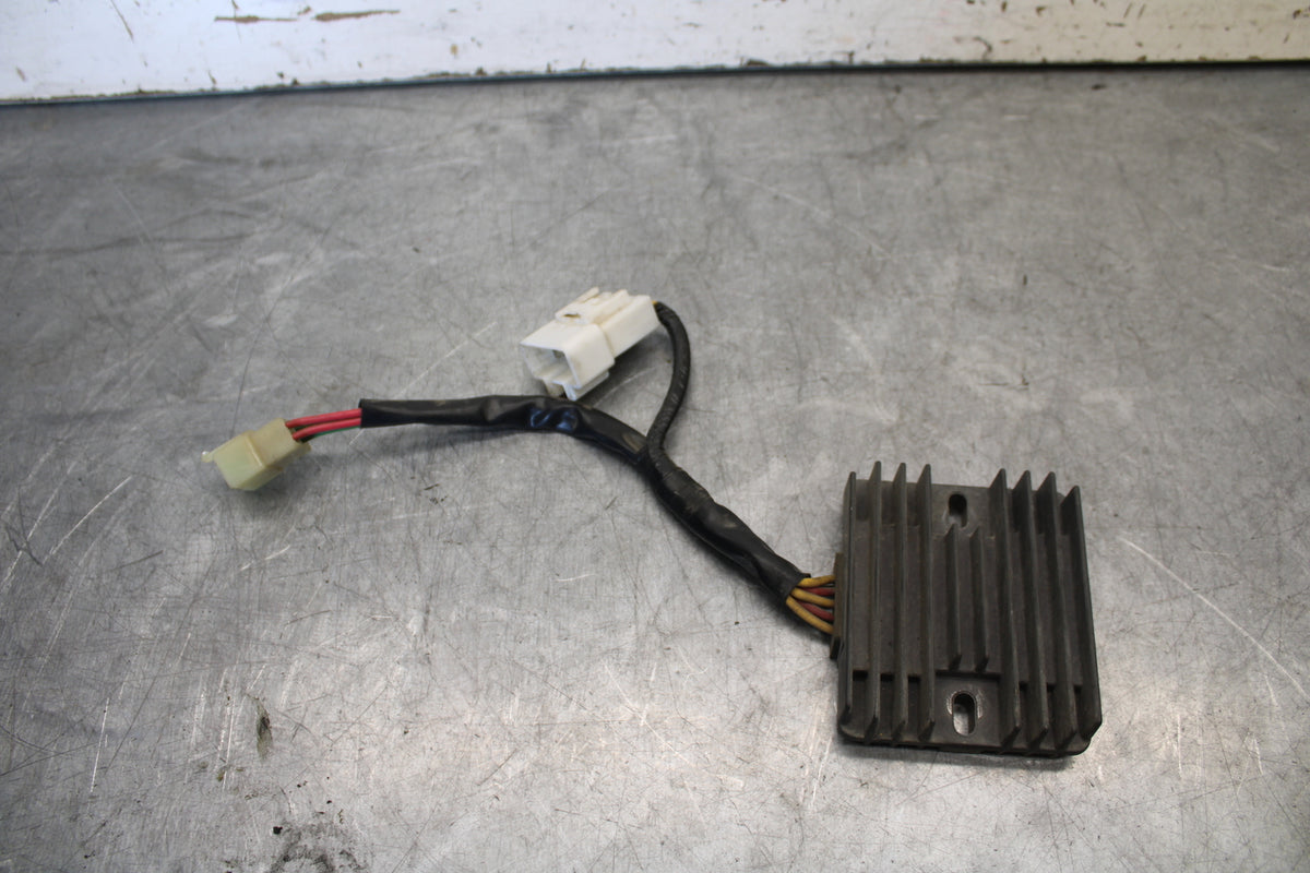 05-06 HONDA CBR600RR RECTIFIER VOLTAGE REGULATOR 31600-MEE-872 BB655