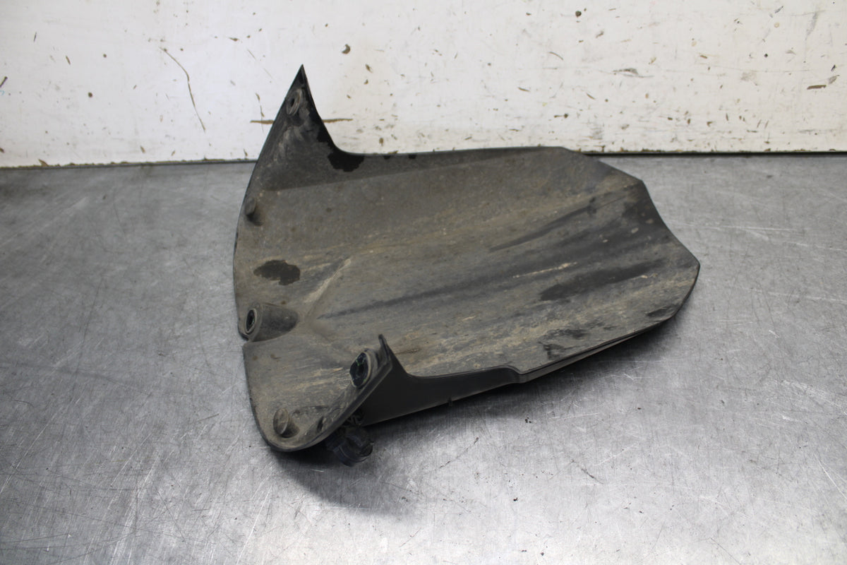 08-09 YAMAHA YZF R6S REAR BACK WHEEL TIRE HUGGER FENDER  BB690