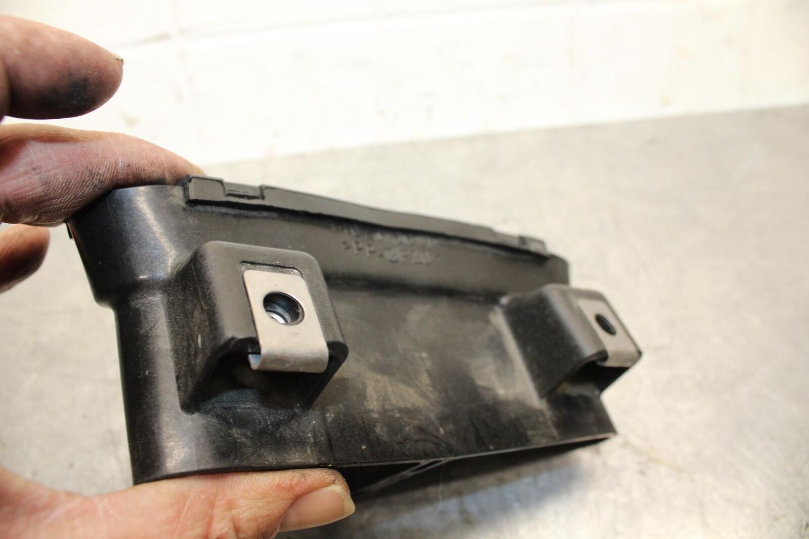 08-09 KAWASAKI NINJA ZX14R AIR INTAKE GRILL BB73