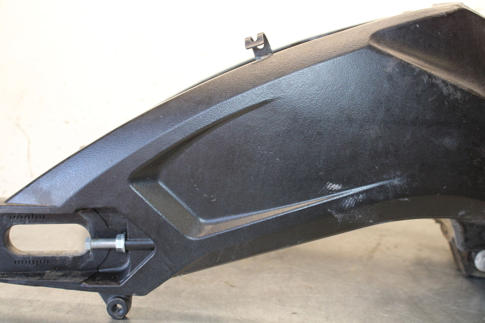 11-24 SUZUKI GSXR750 REAR SWINGARM BACK SUSPENSION SWING ARM  BB687